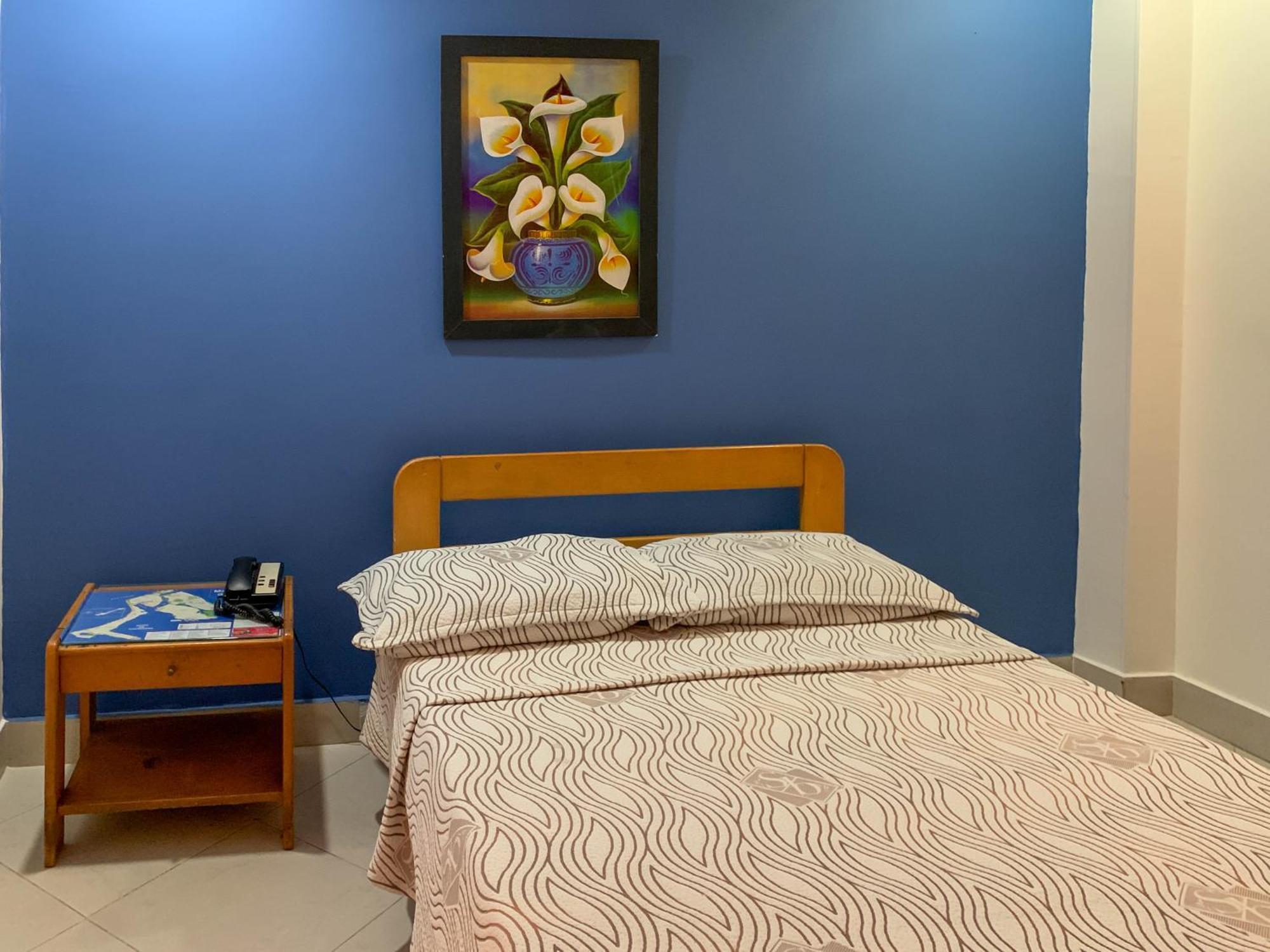 Veleros Hotel 3*