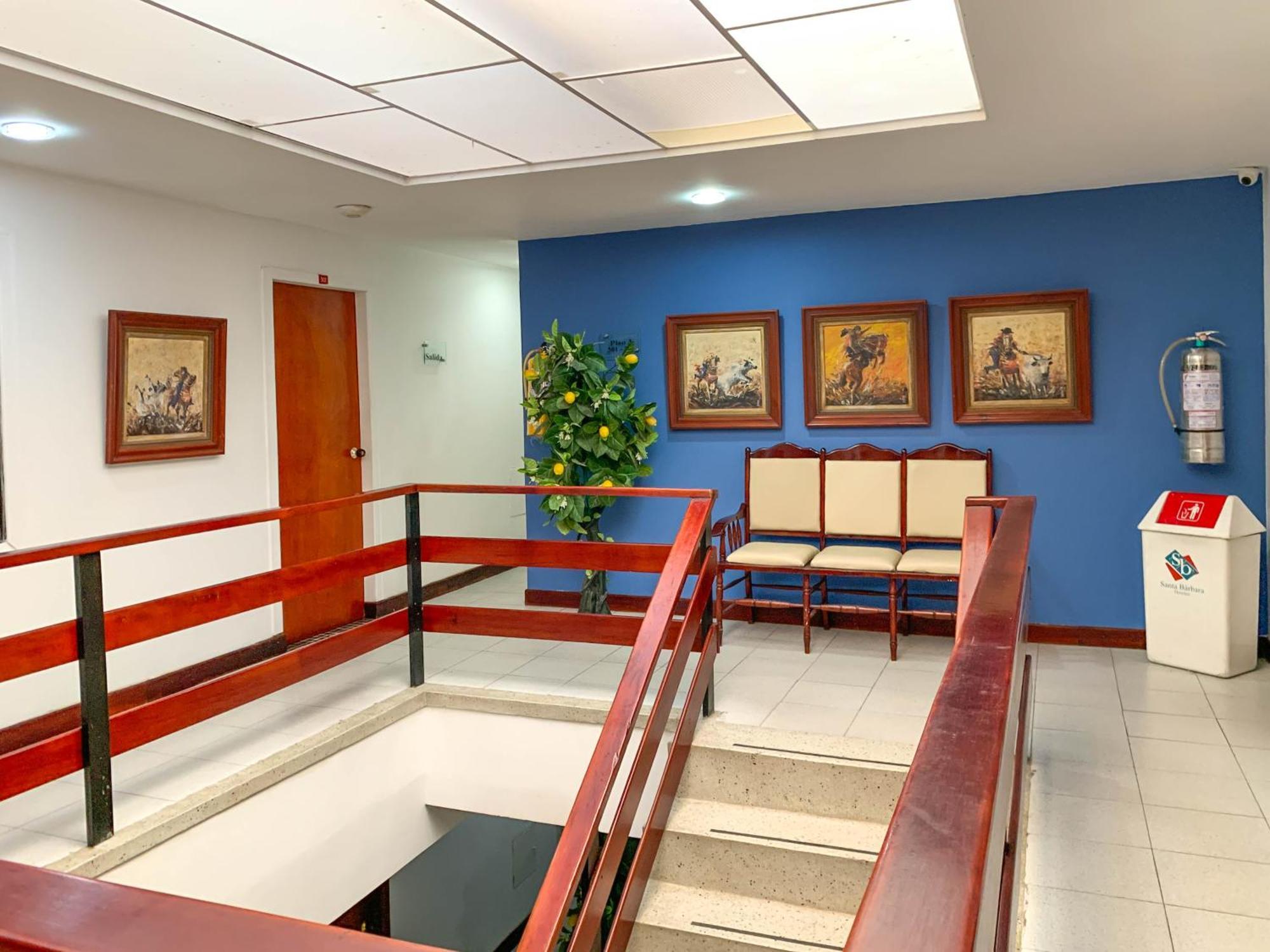 Veleros Hotel 3*